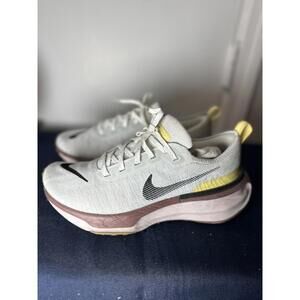 Nike | Invincible Run 3 Athletic Running Shoes | Women's 8.5 | Photon Dust Mauve